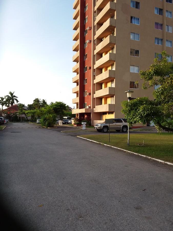 Mcfarlane'S Place Ocho Rios Zewnętrze zdjęcie